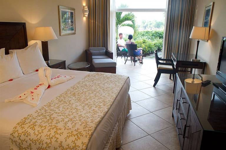 Smugglers Cove Resort & Spa (Cap Estate)