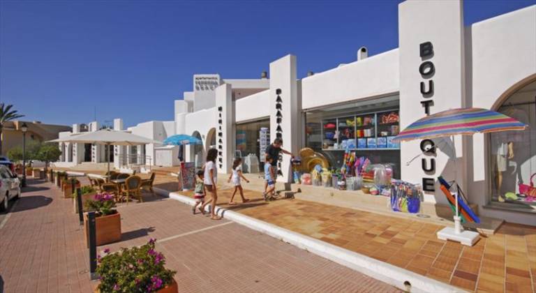 Ferrera Beach Apartments