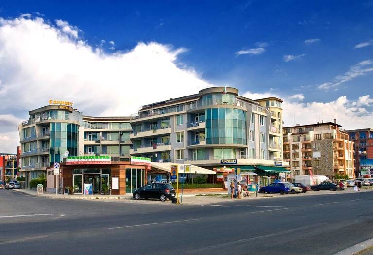 Фаворит Апартхотел