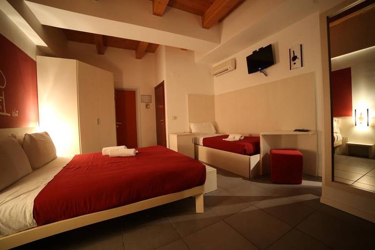 Santa Lucia Hotel