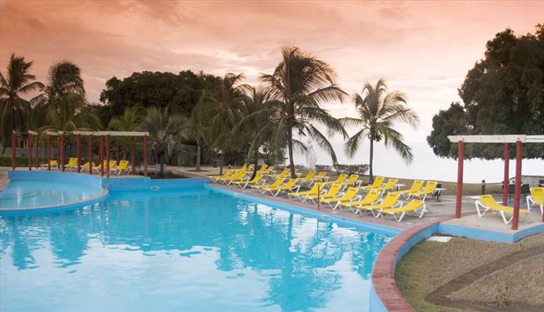 Islazul Balcon del Caribe