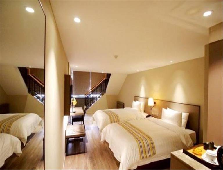 Home Inn West Yinchuan Road