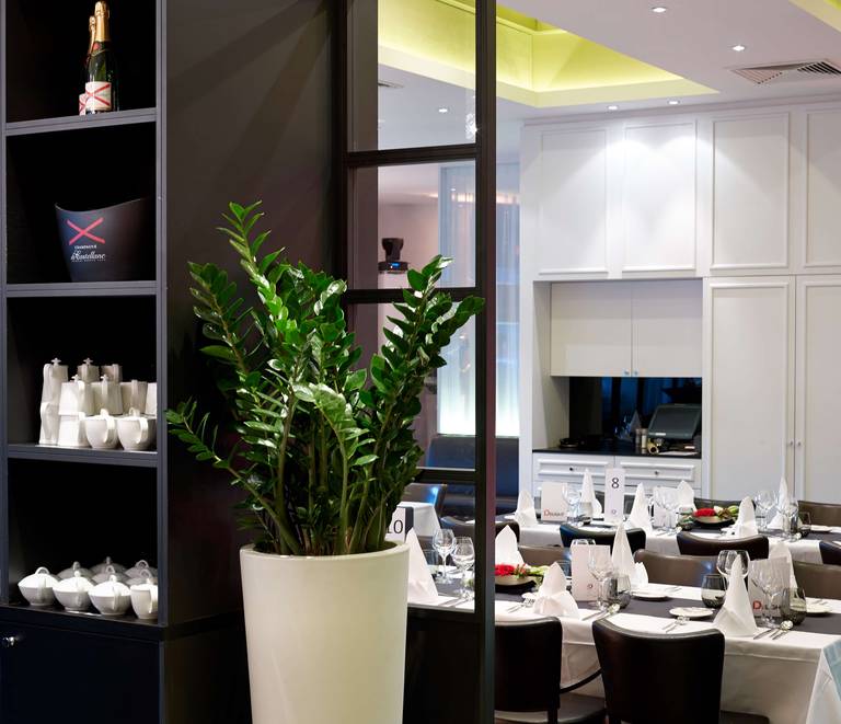 Radisson Blu Palace Hotel, Спа