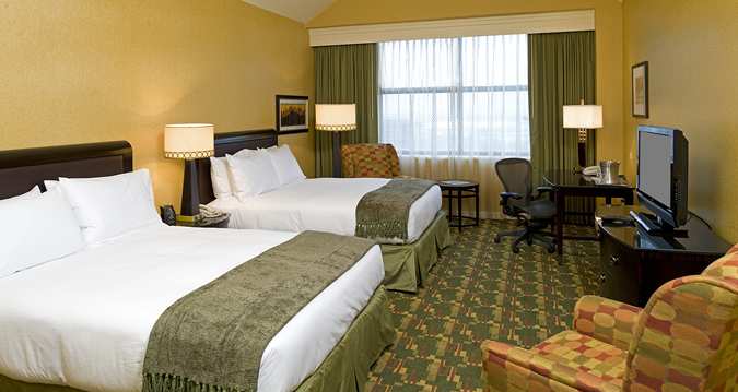Hilton Houston North 4*