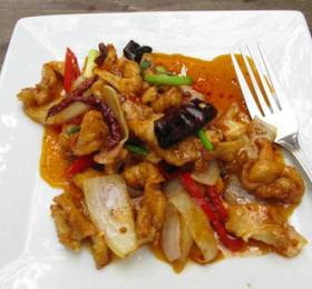Somboon House в Пхукете