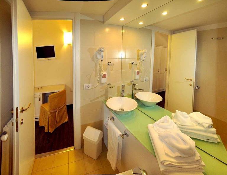 Alpen Hotel Eghel (Folgaria)