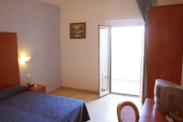 Magnolia Hotel