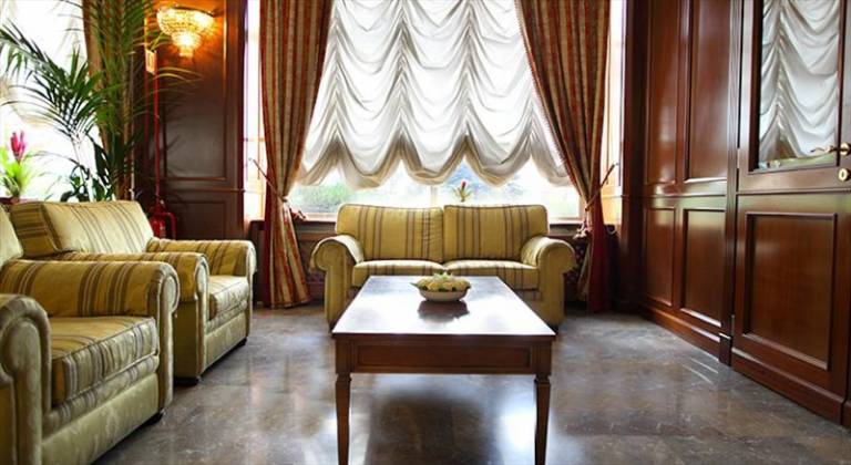 Ora City Caserta Hotel