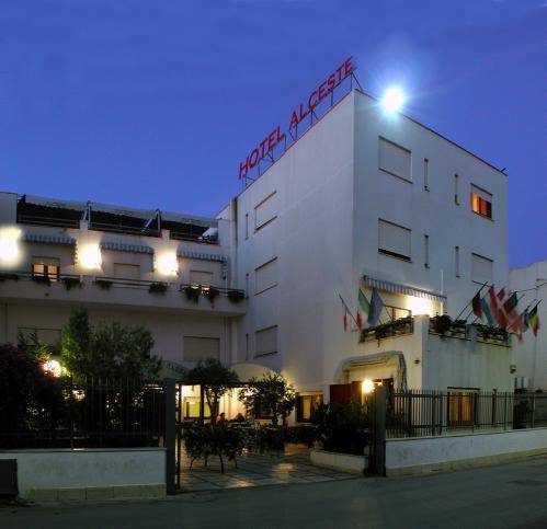 Admeto Hotel 4* Италия, Сицилия