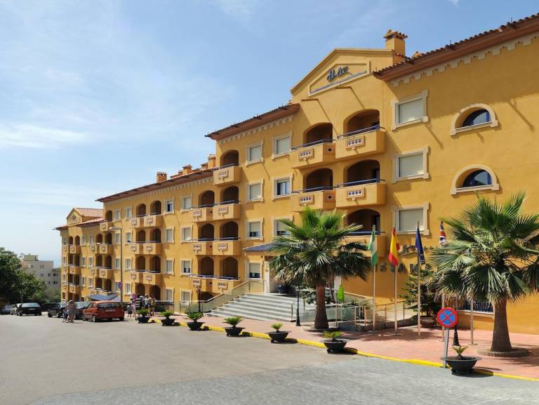Vistamar Aparthotel