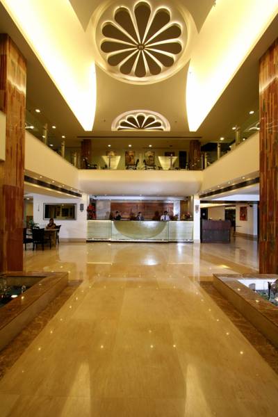 Taurus Hotel & Conventions 4*