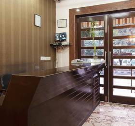 Cosy Grand Hotel в Нью-Дели