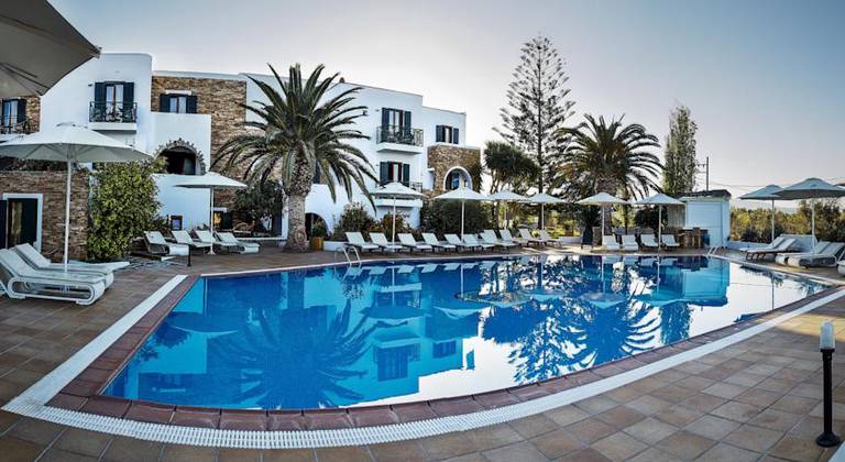 Galaxy Hotel, Saint George Beach