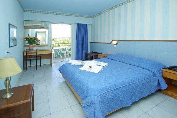 Palm Beach Hotel 3*
