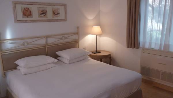 Apartamentos Las Lomas 4*