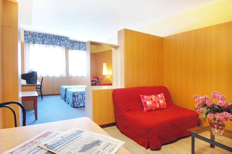 Aparthotel Bonanova Suite