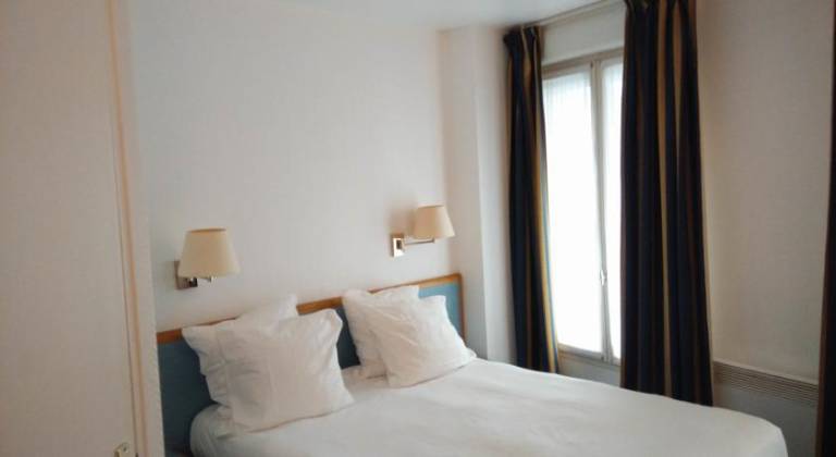 Comfort Hotel Montmartre Place du Tertre
