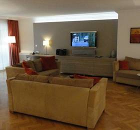 Residence Alma Marceau Apartments, Paris в Париже