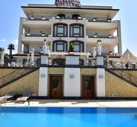 Palazzo Rosenthal Vesuview Hotel & Resort в Неаполе