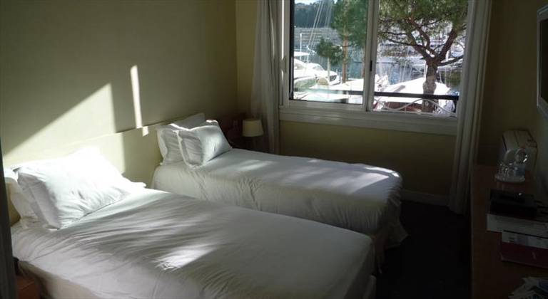 Miramar Hotel