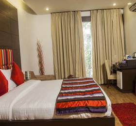 La Suite Hotel в Нью-Дели