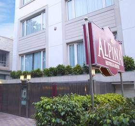 Alpina Hotel в Нью-Дели