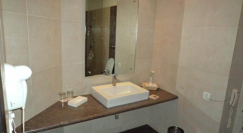 Mapple Emerald Hotel 4* Индия, Нью-Дели
