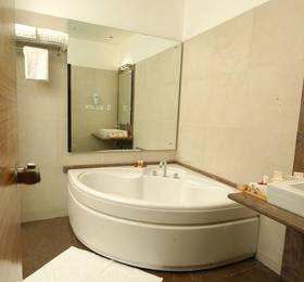 Mapple Emerald Hotel в Нью-Дели