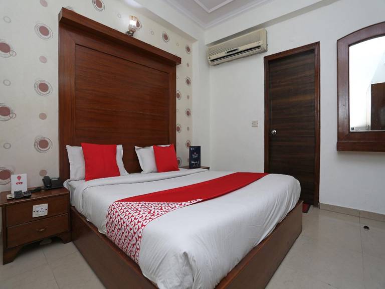 Hotel Pallvi Palace, New Delhi