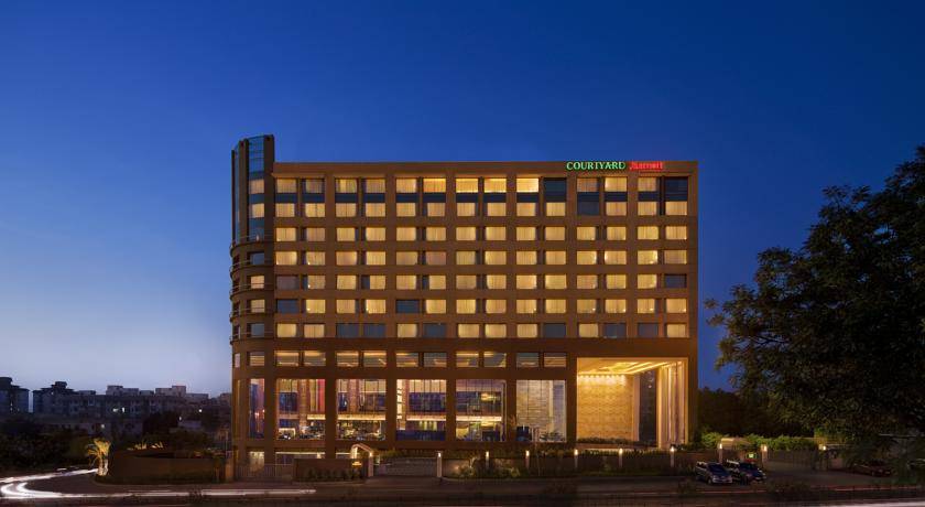 Courtyard by Marriott 5* Индия, Ахмадабад