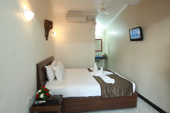 Lucky Star Hotel