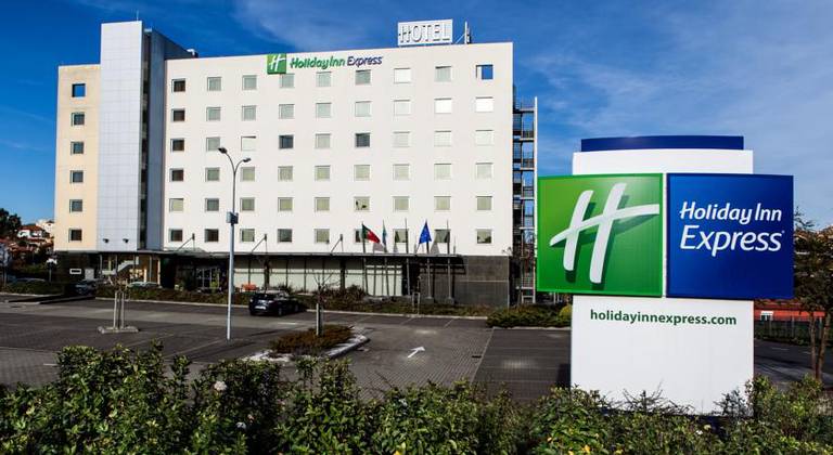 Holiday Inn Express Lisbon-Oeiras