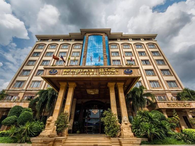 Blue River Hotel