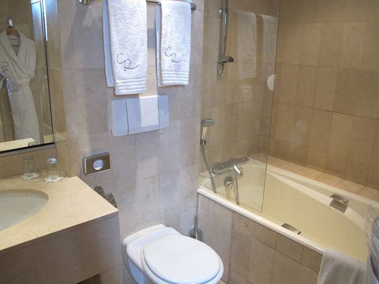 Best Western Hostellerie Du Chapeau Rouge