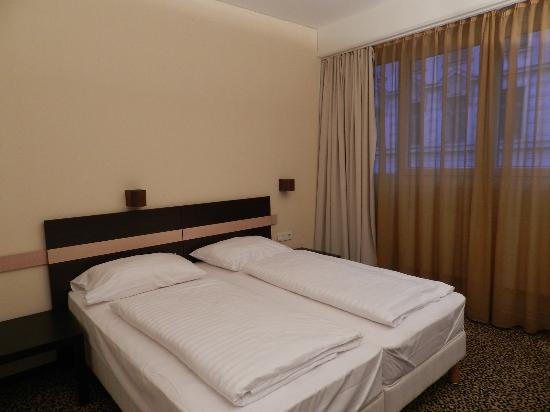 Low Budget Designhotel