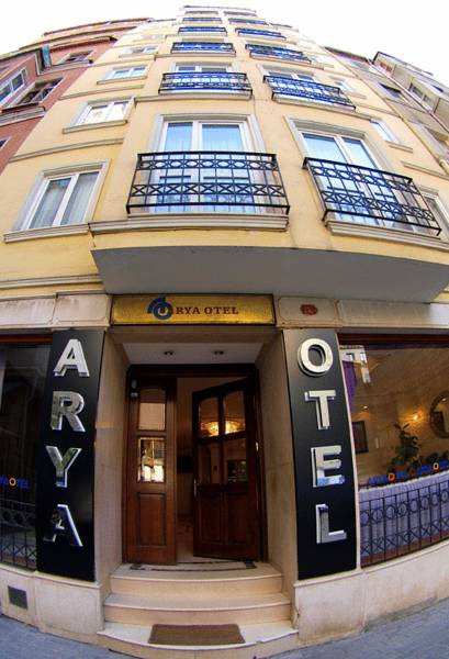 Arya Hotel