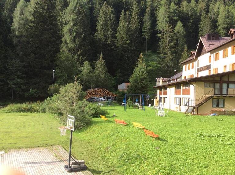 Alpen Hotel