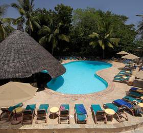 Pinewood Beach Resort & Spa, Ukunda/Galu Kinondo Beach в Момбасе
