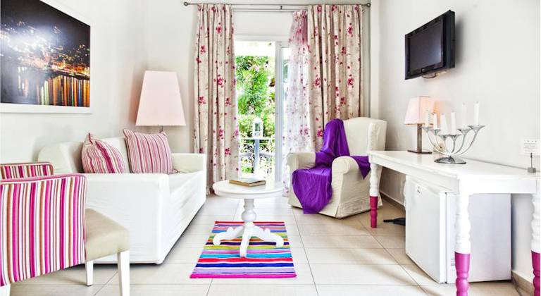 Mandraki Village Boutique Hotel