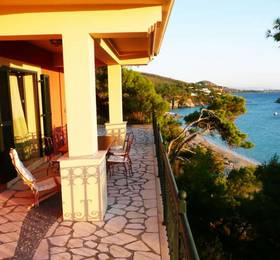 Туры в Avra Private Suites в Греции