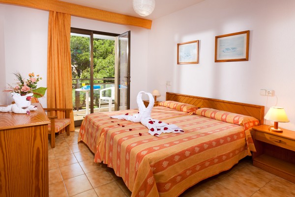 Aparthotel Blue Sea Cala Guya Mar