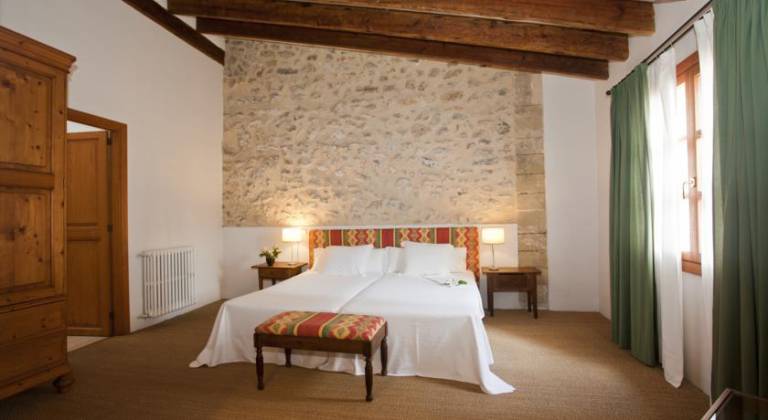 Ca'n Moragues Hotel
