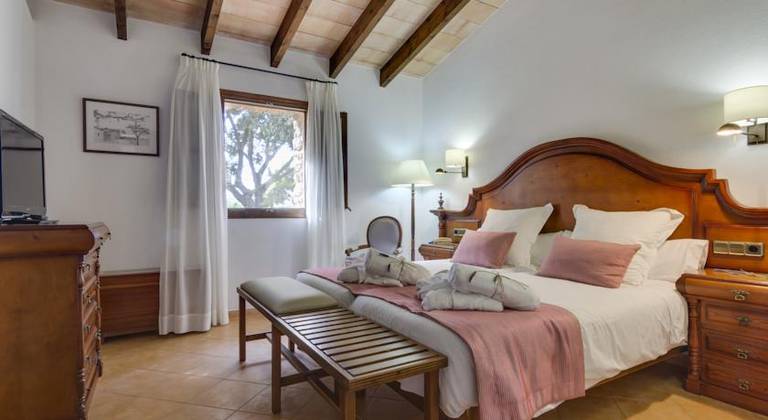 Sa Bassa Rotja Hotel Rural & Spa