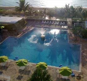 Sherry Frontenac Hotel в Майами