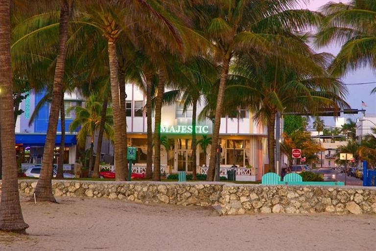 Majestic Hotel South Beach