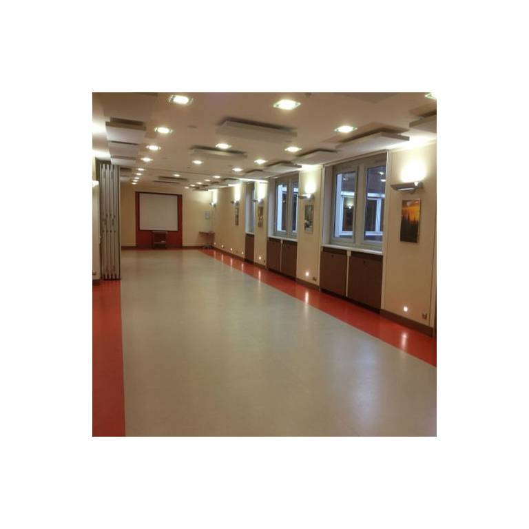 Ibis Dijon Gare, Дижон