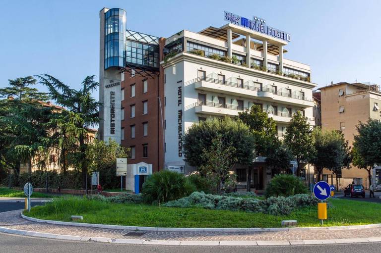 Hotel Michelangelo Palace