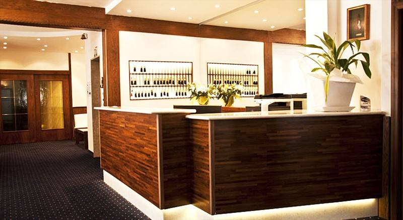 Olympic Regina Hotel 2* Италия, Мадонна ди Кампильо