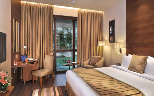 Fortune Park DJ Avenue Hotel