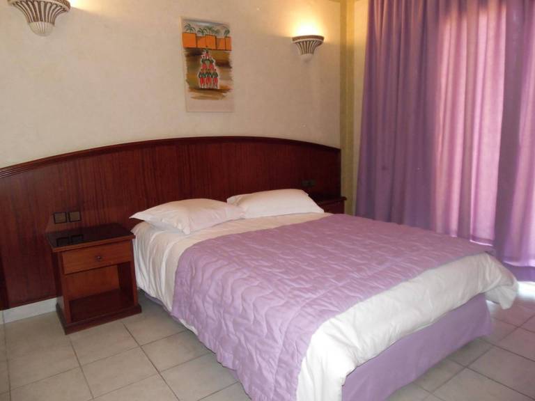 Corail Hotel